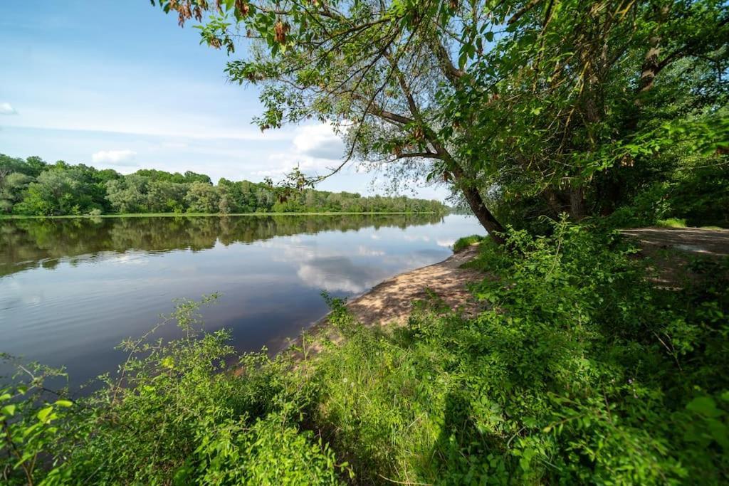 Vila Zacisze Narwi Kikoly Exteriér fotografie